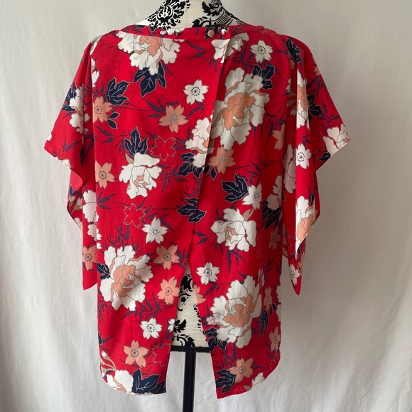EUC Zara Red Floral Split-back Kimono Top Size M - Picture 3 of 4